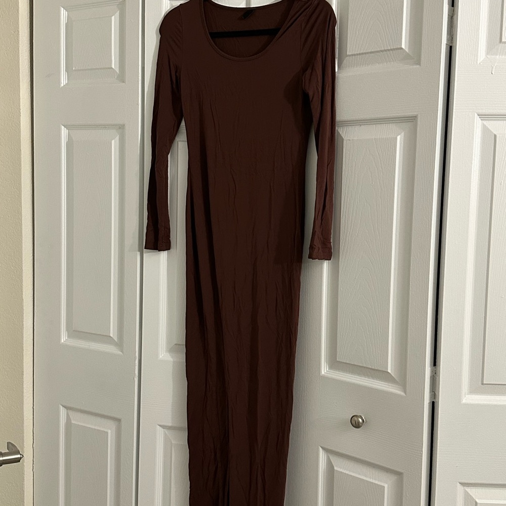 Elegant Brown Long Sleeve Dress